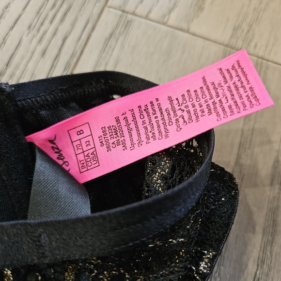 Lasenza Beyond Sexy black Lace halter bra - Picture 5 of 6